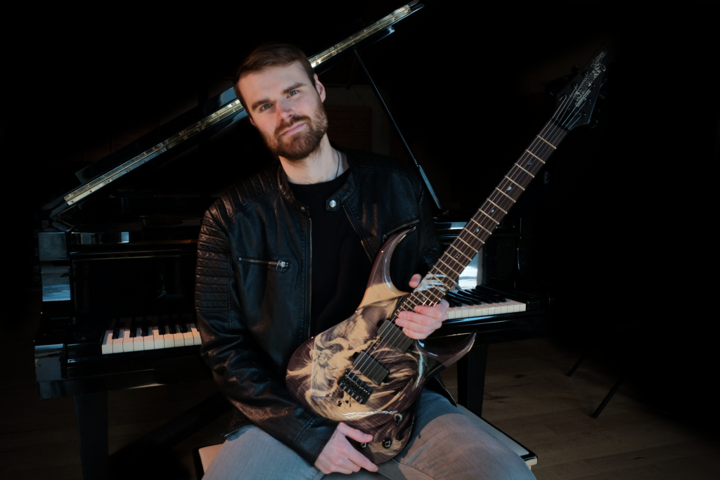 Andy Gillion - Piano Promo